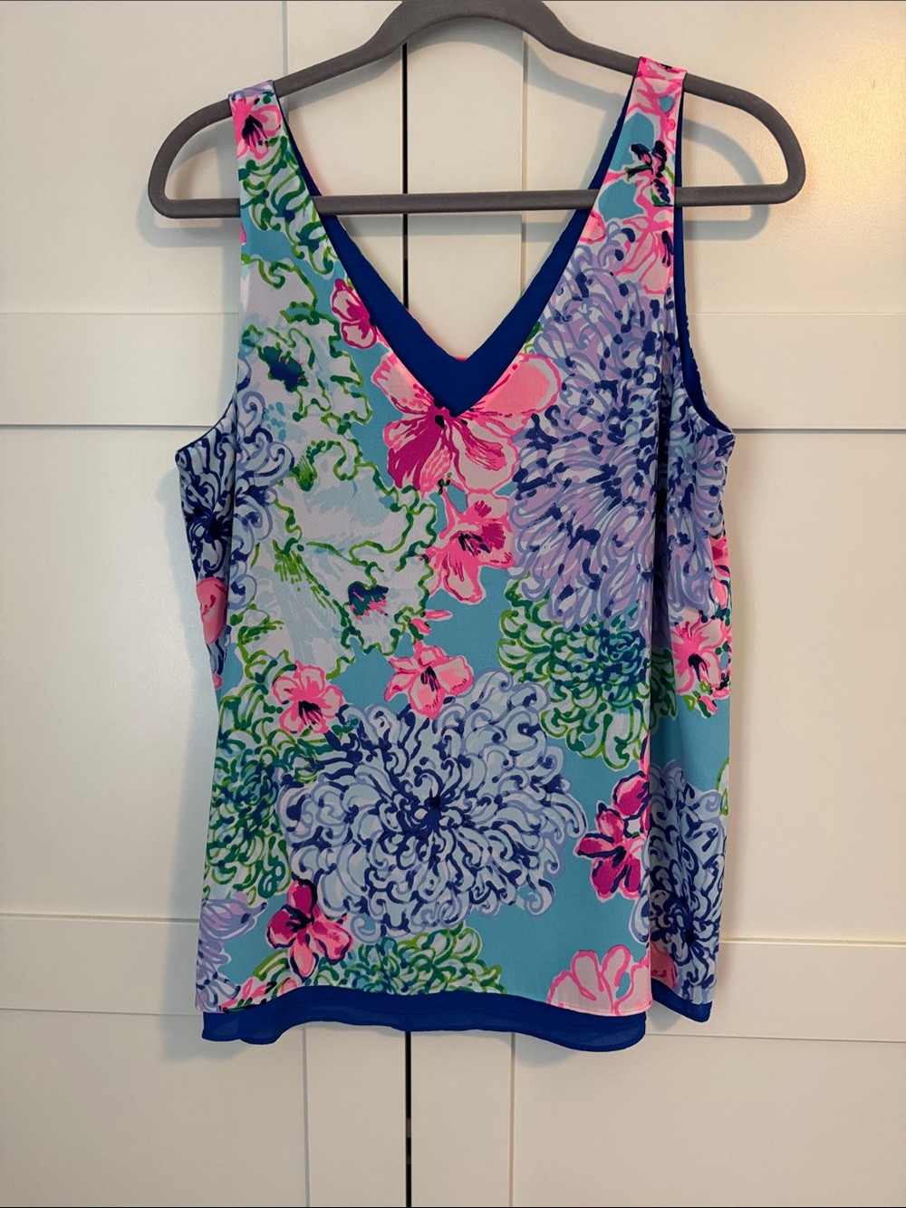 Lilly Pulitzer Blue Floral V-Neck Tank with Pink & Green Accents